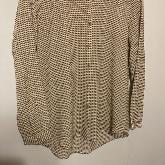 Adrianna Papell Long Sleeve Geometric Print Button Down Blouse Size Medium - Picture 3 of 11